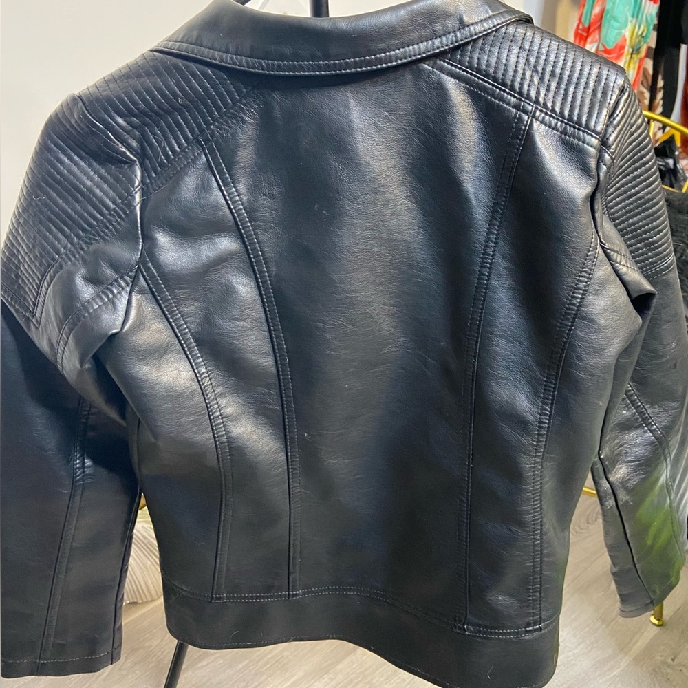 jacket - Picture 2 of 3